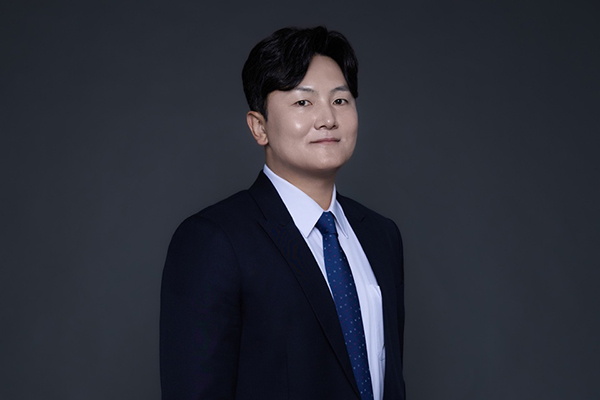 [Law Firm Lounge] Former Police Officer-Turned Attorney Chon Hyeong Hwan Opens Mega-X Law Office, an International Criminal Law Firm
